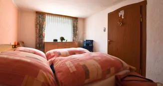 von_poll_real_estate_property_25333503_image_8