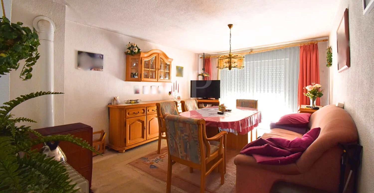 Erdgeschoss: Wohn- und Essbereich