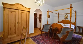 von_poll_real_estate_property_25432008_image_21