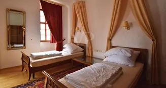 von_poll_real_estate_property_25432008_image_16