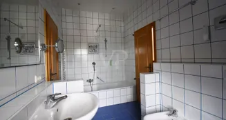 von_poll_real_estate_property_25432008_image_34