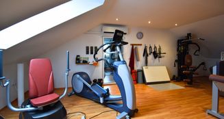 von_poll_real_estate_property_25432206_image_15