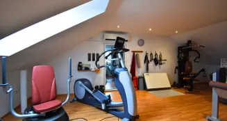 von_poll_real_estate_property_25432206_image_15