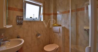 von_poll_real_estate_property_25432206_image_6