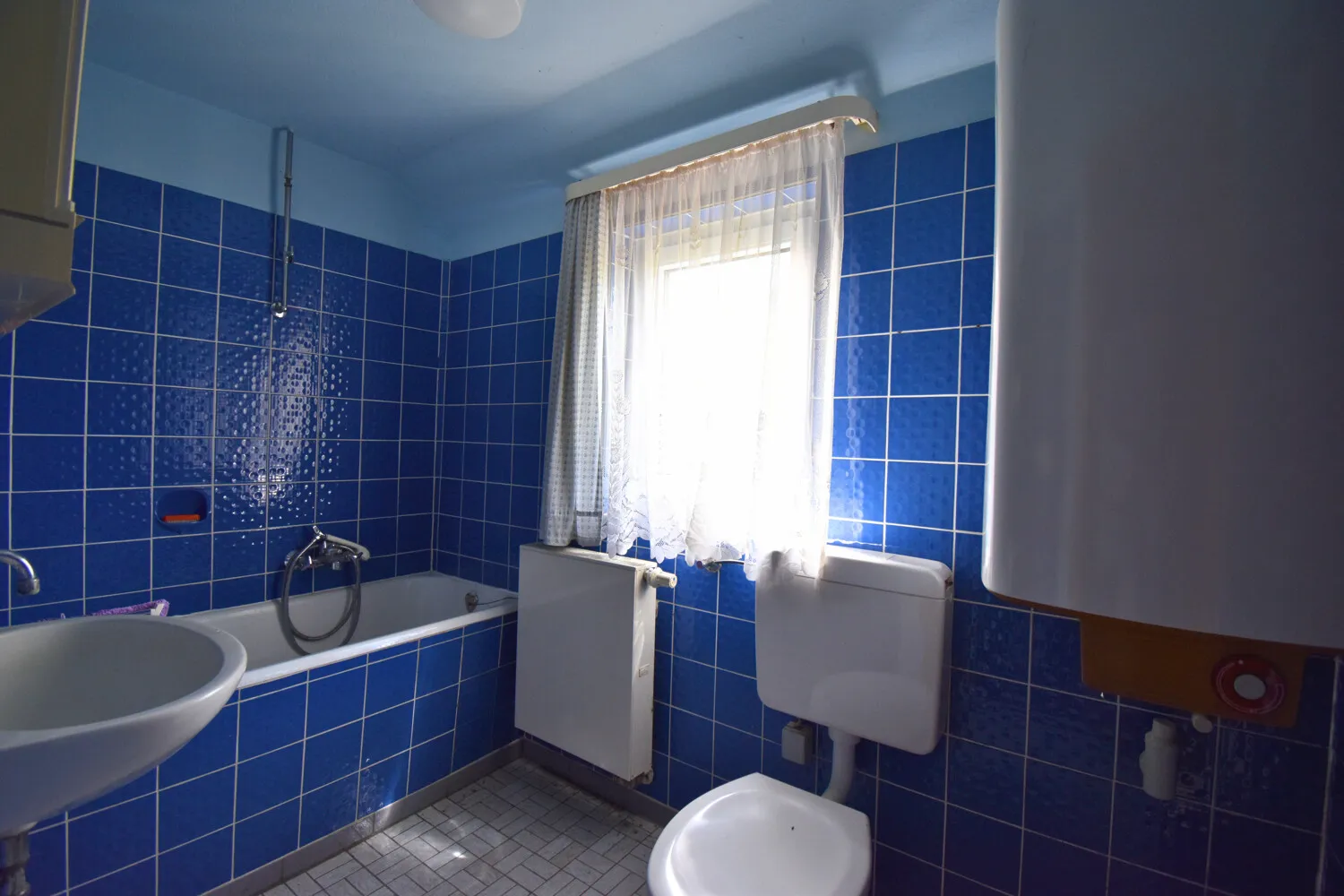 Badezimmer DG