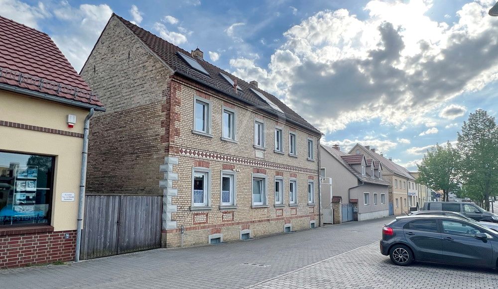Straßenansicht