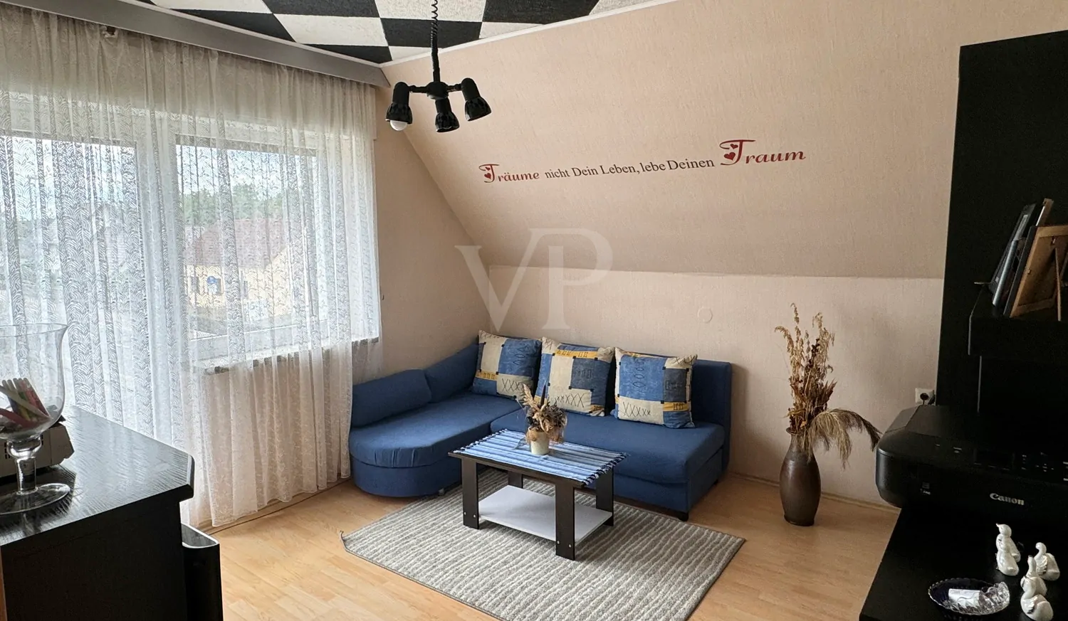 DG Kinder- / Arbeits- /Schlafzimmer