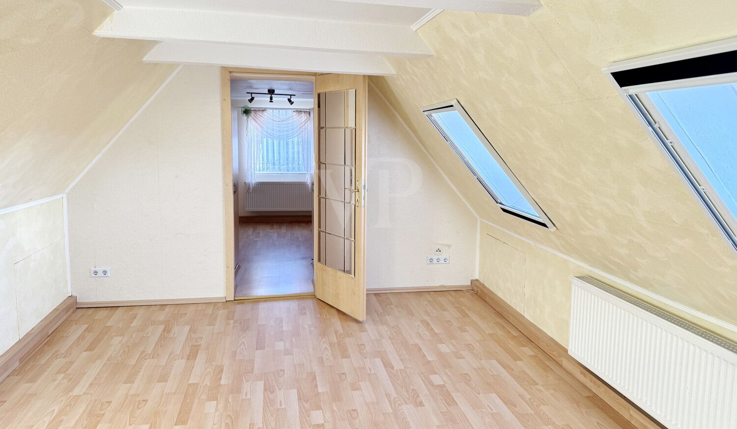 DG Schlafzimmer 1
