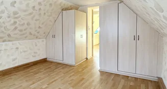 von_poll_real_estate_property_25446015_image_12