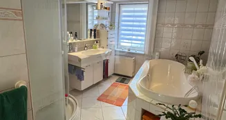 von_poll_real_estate_property_25446009_image_27