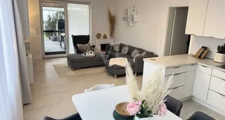 von_poll_real_estate_property_25446020_image_0