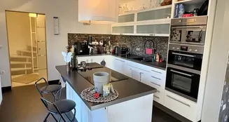 von_poll_real_estate_property_25446022_image_5