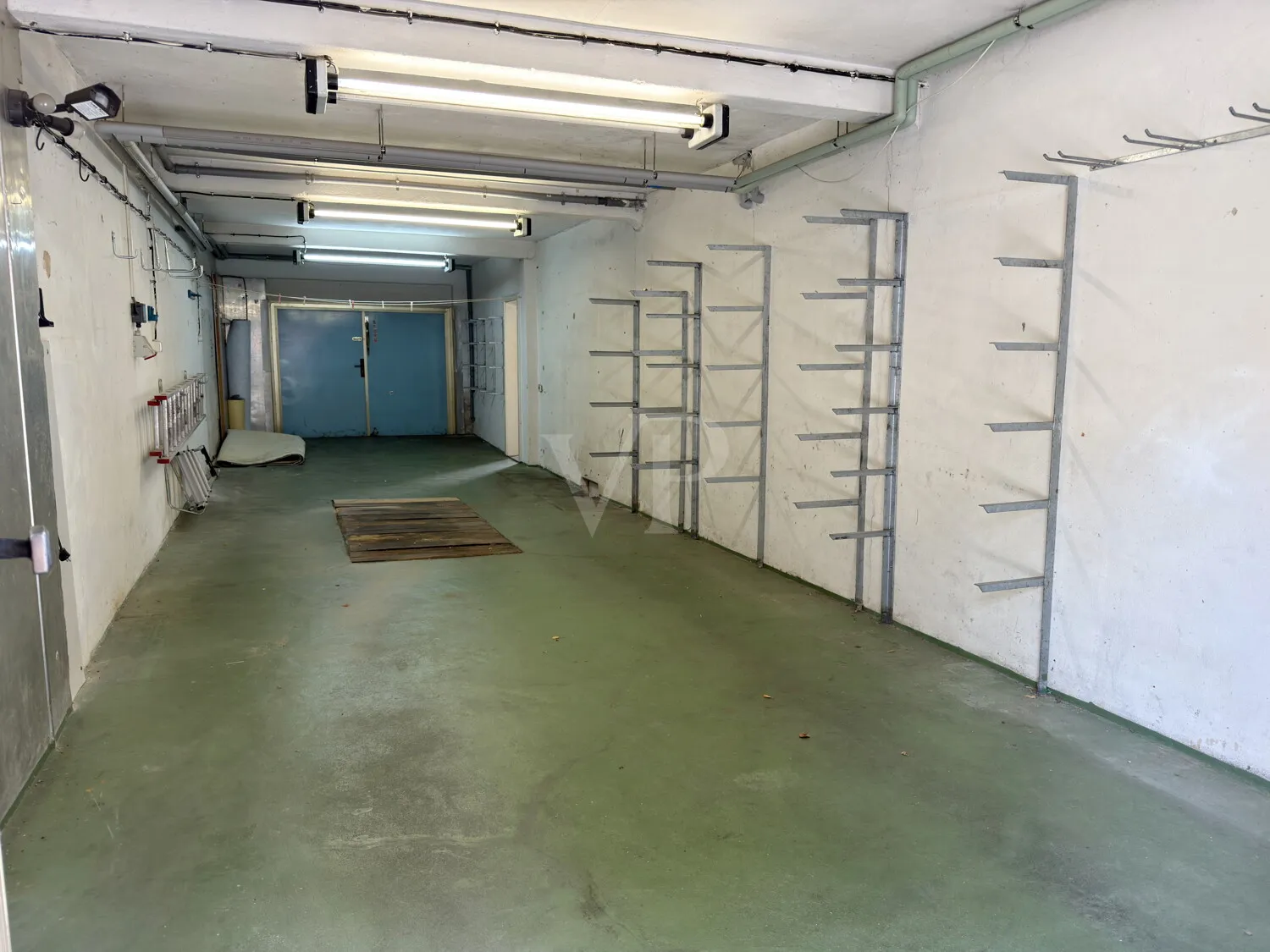 EG Garage / Ausbaureserve