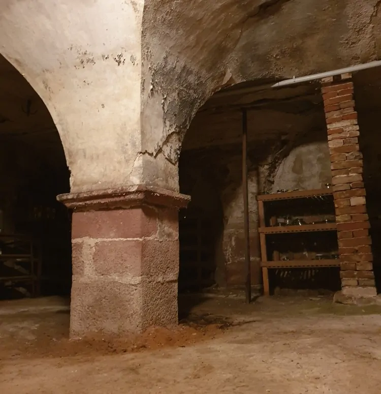 Kellergewölbe-min