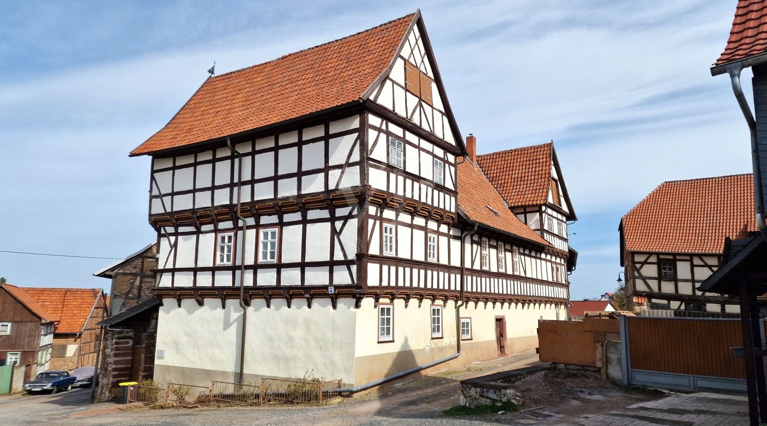 Straßenansicht