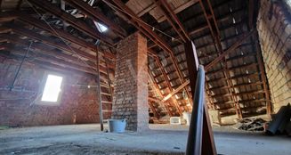 von_poll_real_estate_property_24461012_image_10