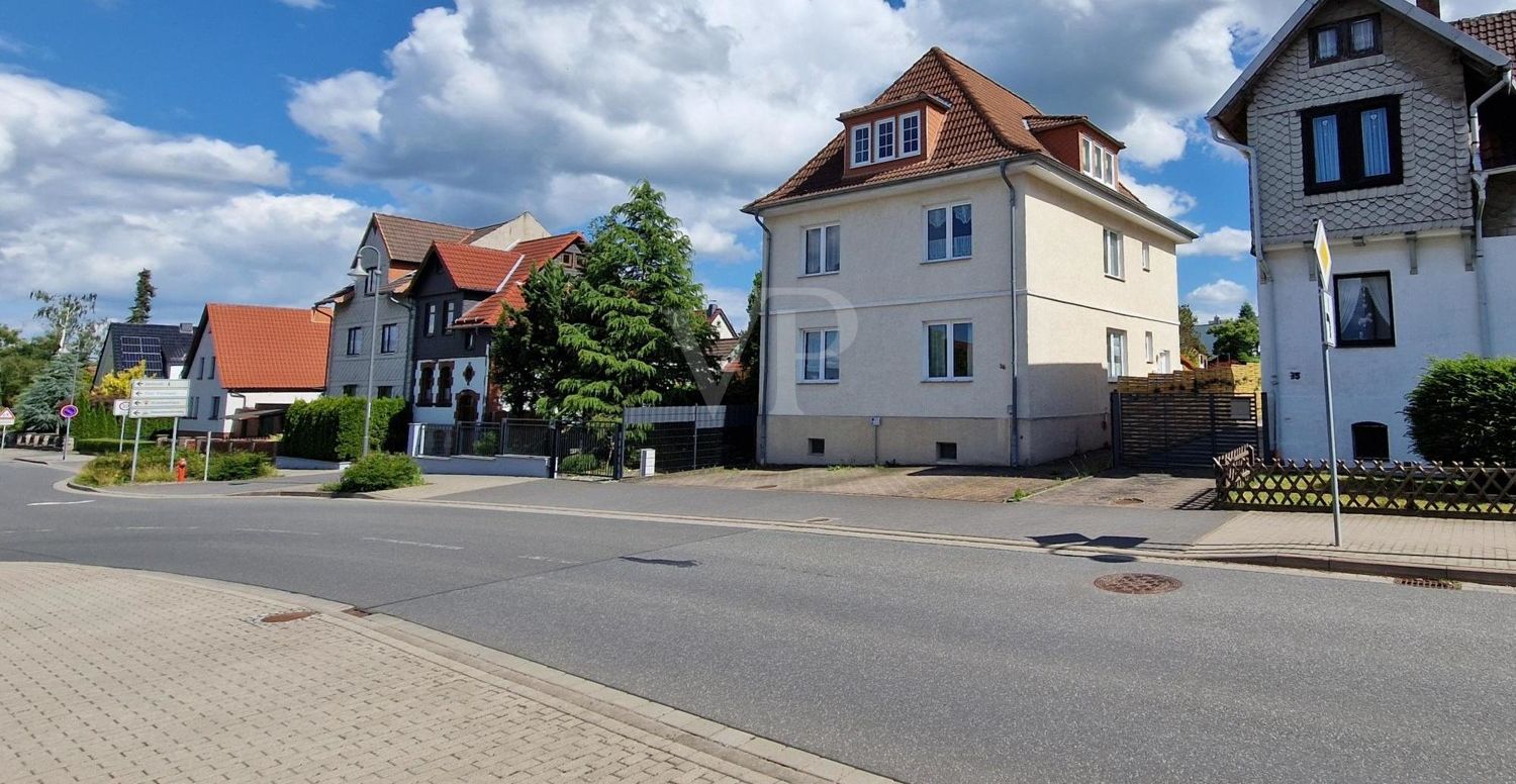 Straßenansicht