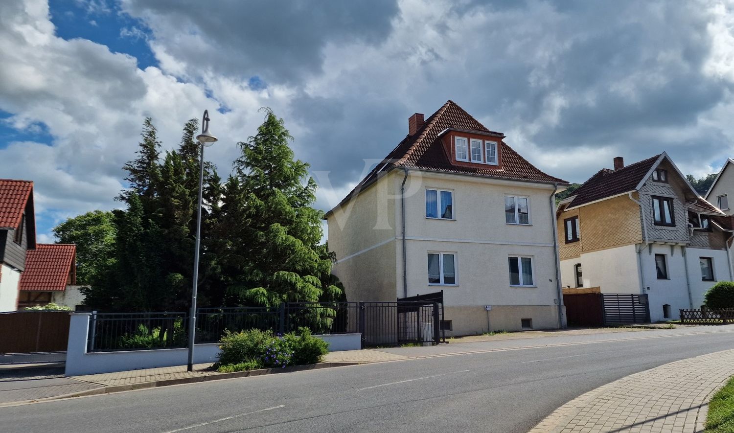 Straßenansicht