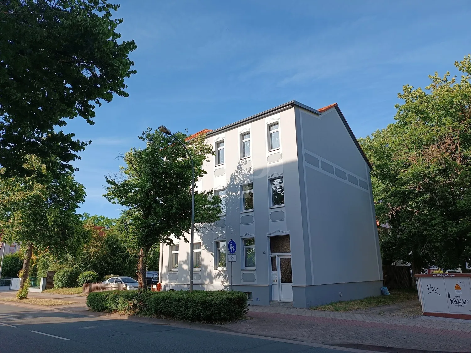 Ansicht Westen Straßenseite