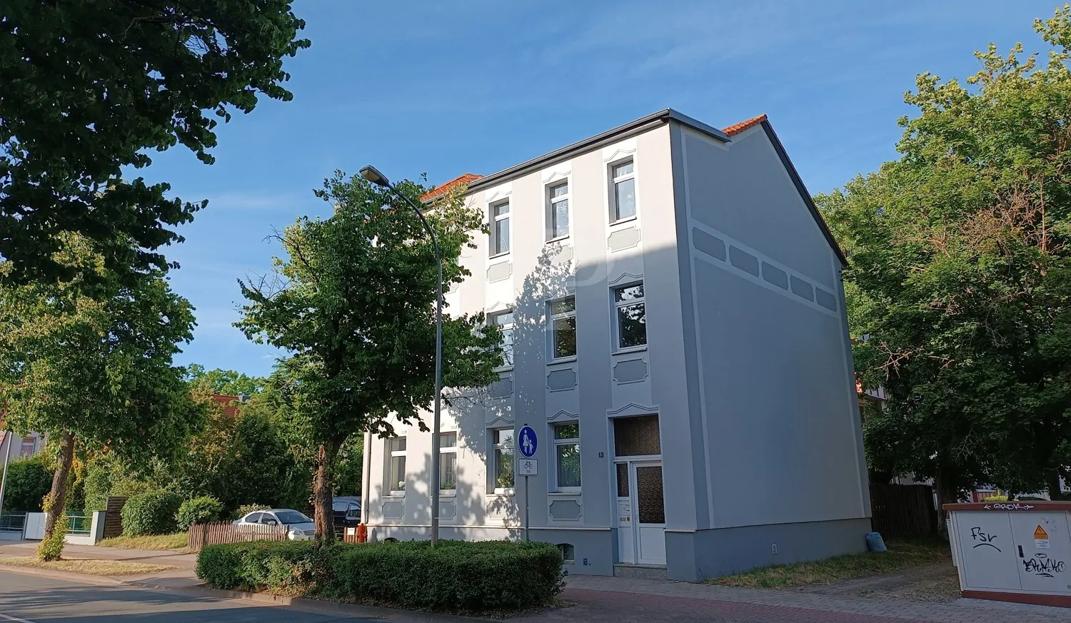 Ansicht Westen Straßenseite