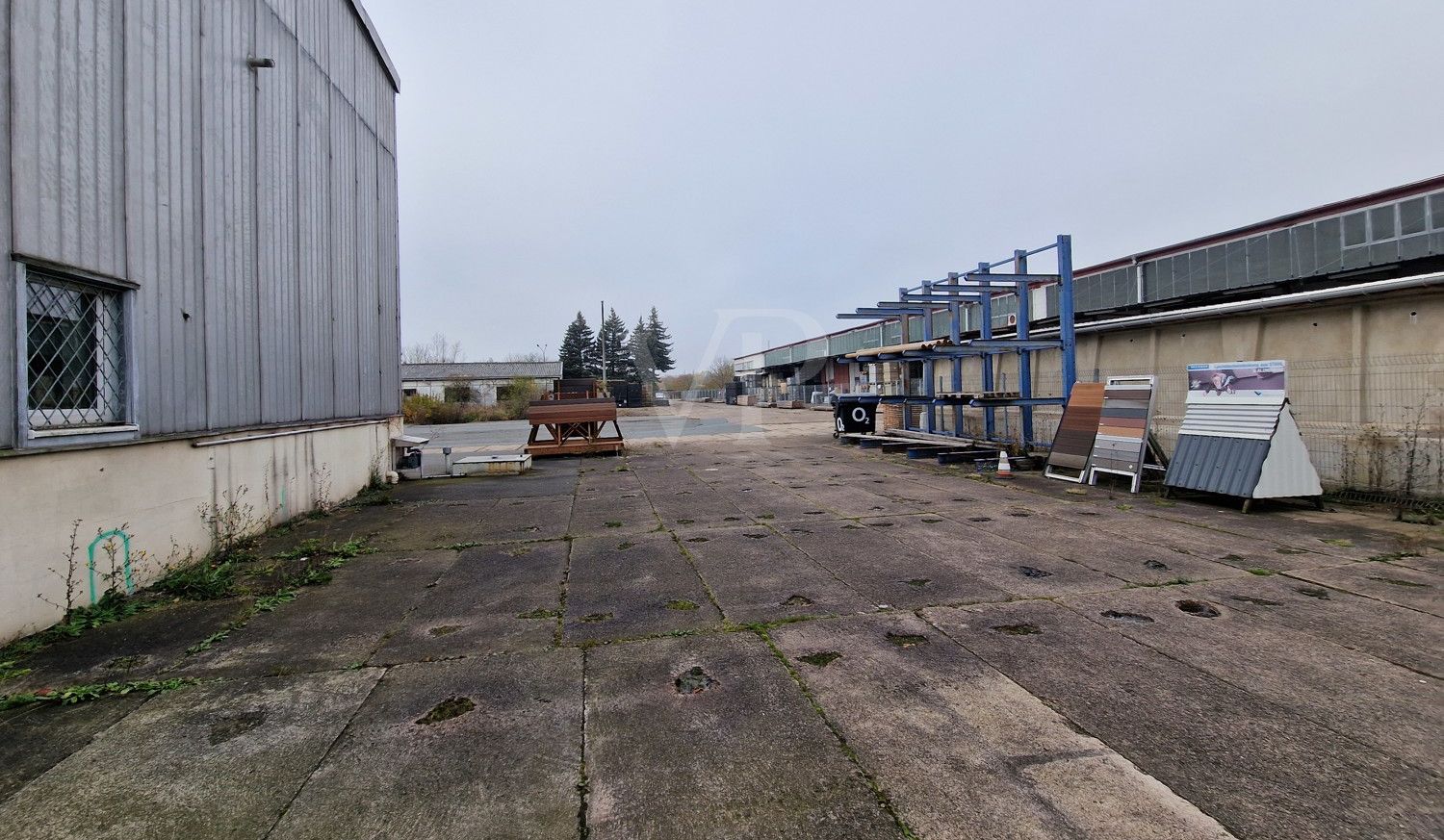Blick Hauptzufahrt
