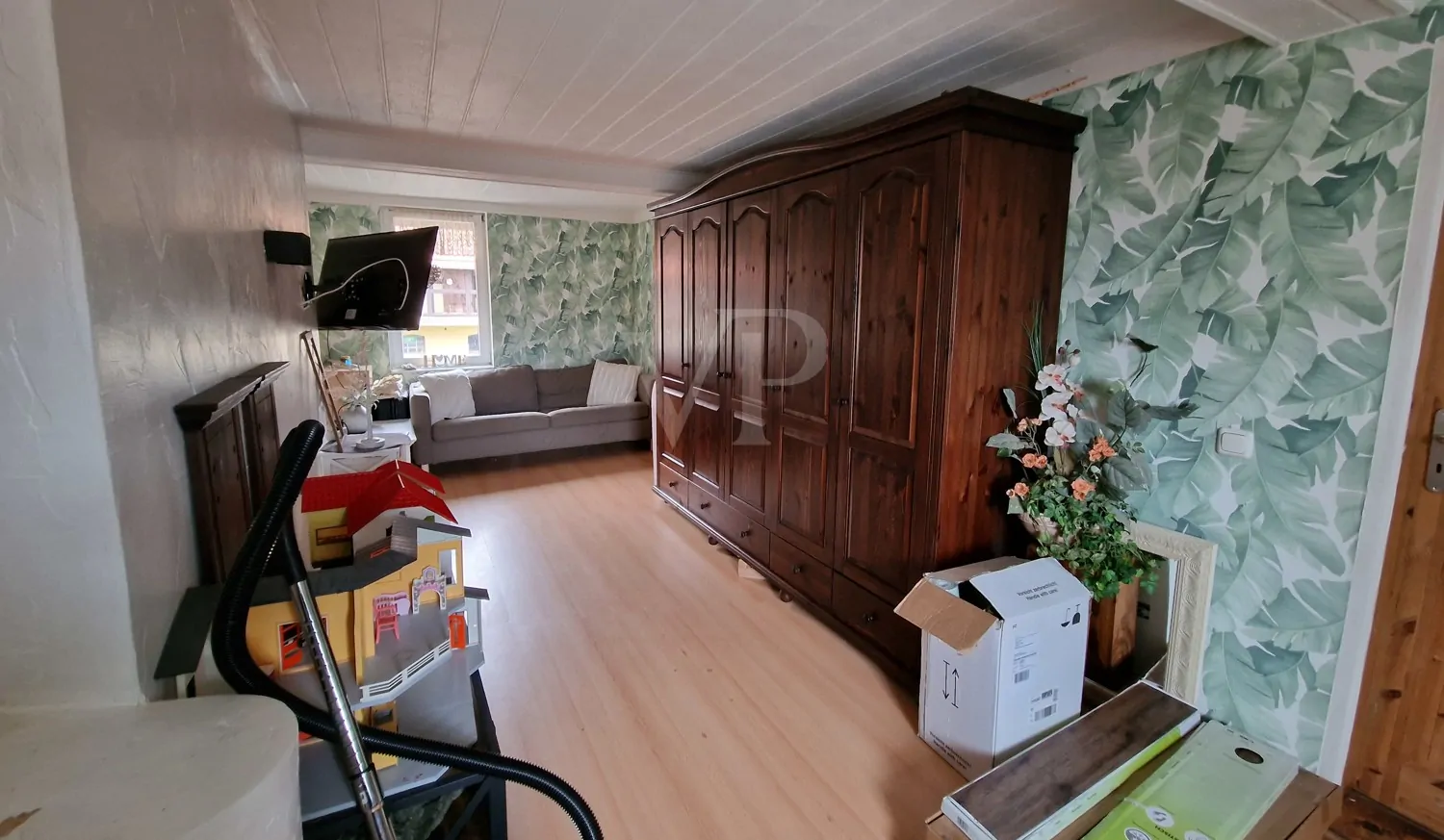 Haupthaus Flurbereich mit Sitzen OG