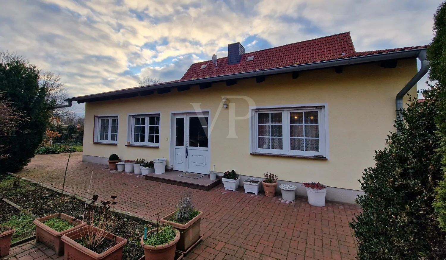 Eingangsbereich mit Zugang Haus