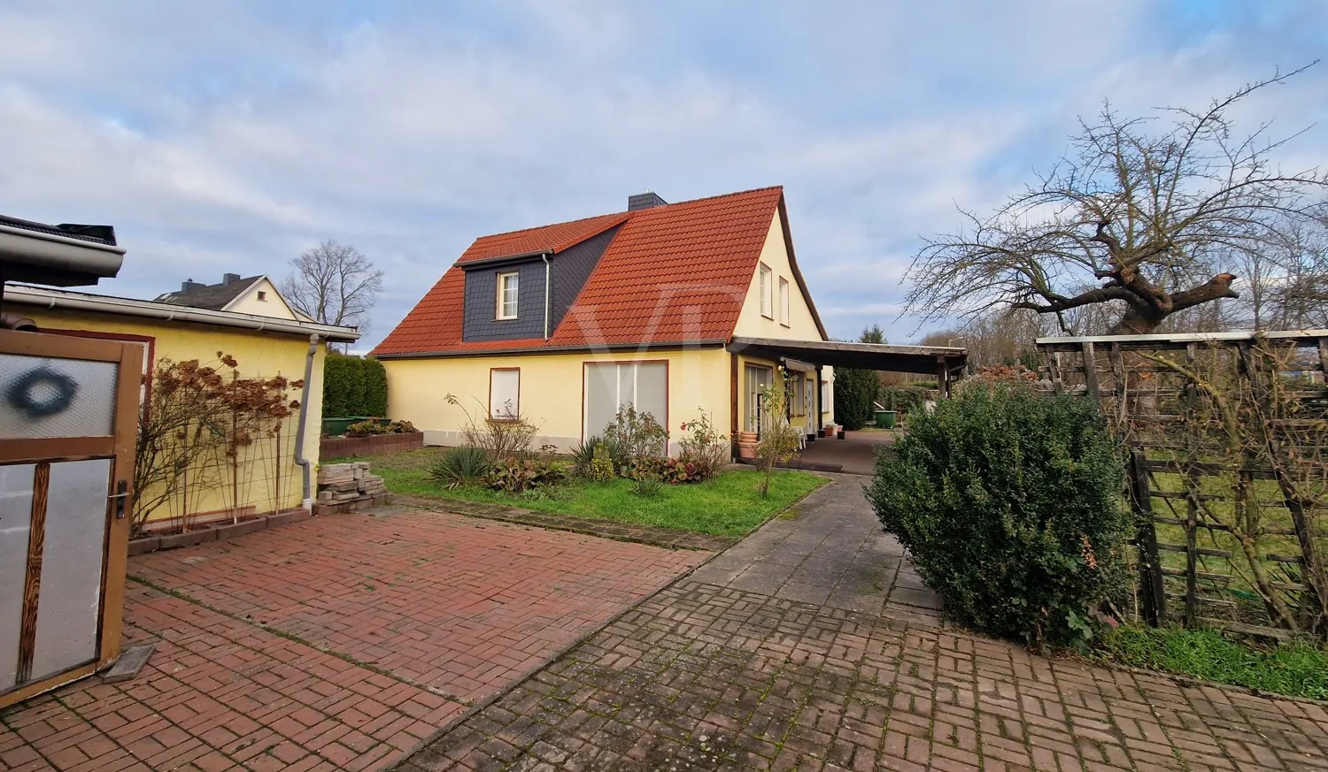 Gartenansicht Westseite