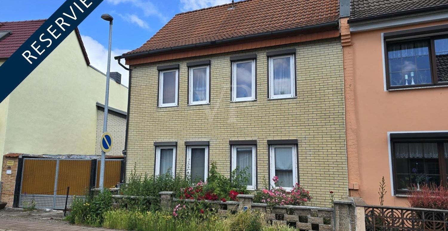 Straßenansicht