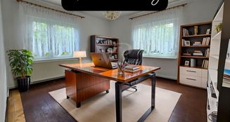 von_poll_real_estate_property_25461005_image_8