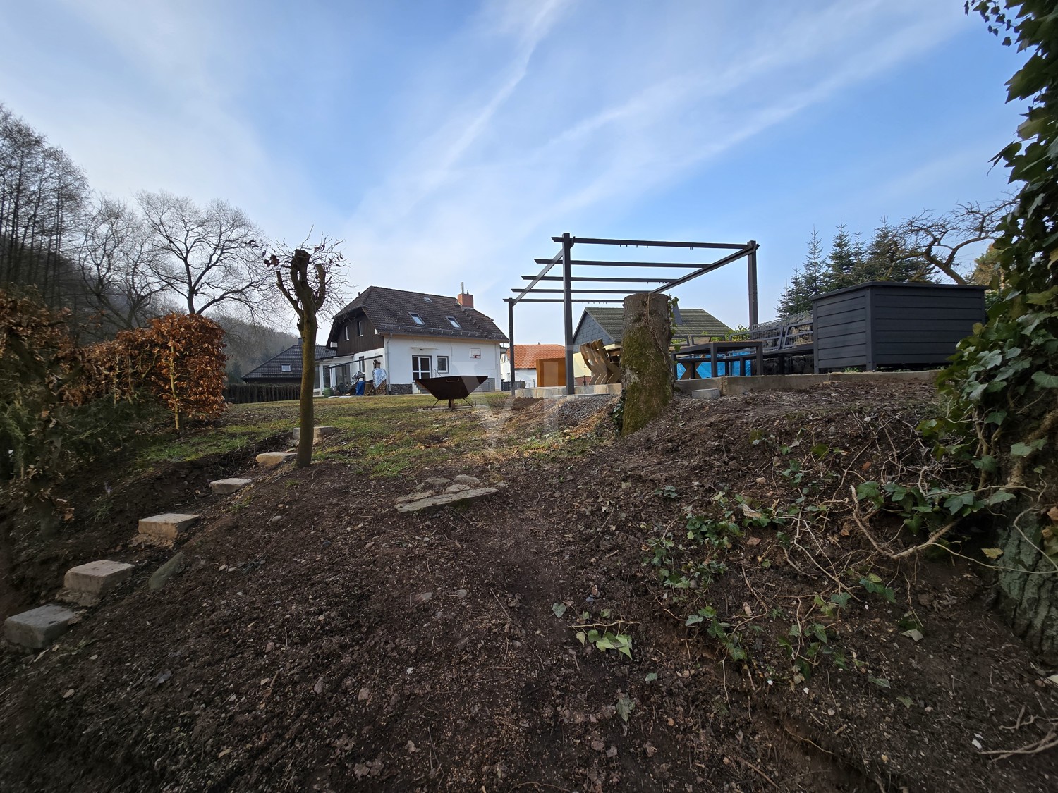 Ansicht Norden mit Freisitz Gartenanlage
