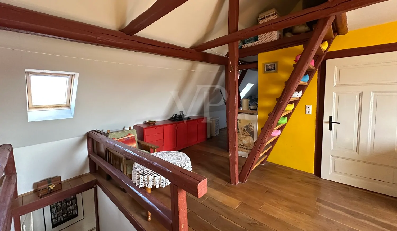 DG Ansicht Treppenaufgang Spitzboden