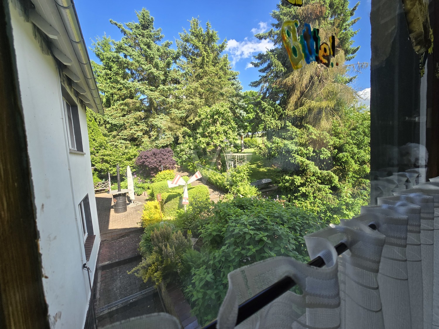 Obergeschoß mit Blick aus Küchenzimmer