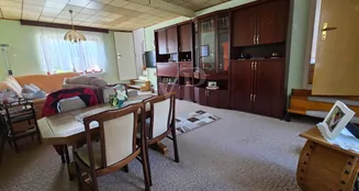 von_poll_real_estate_property_25461010_image_12