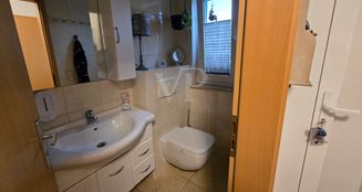 von_poll_real_estate_property_25461011_image_4