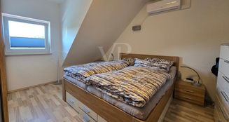 von_poll_real_estate_property_25461011_image_11