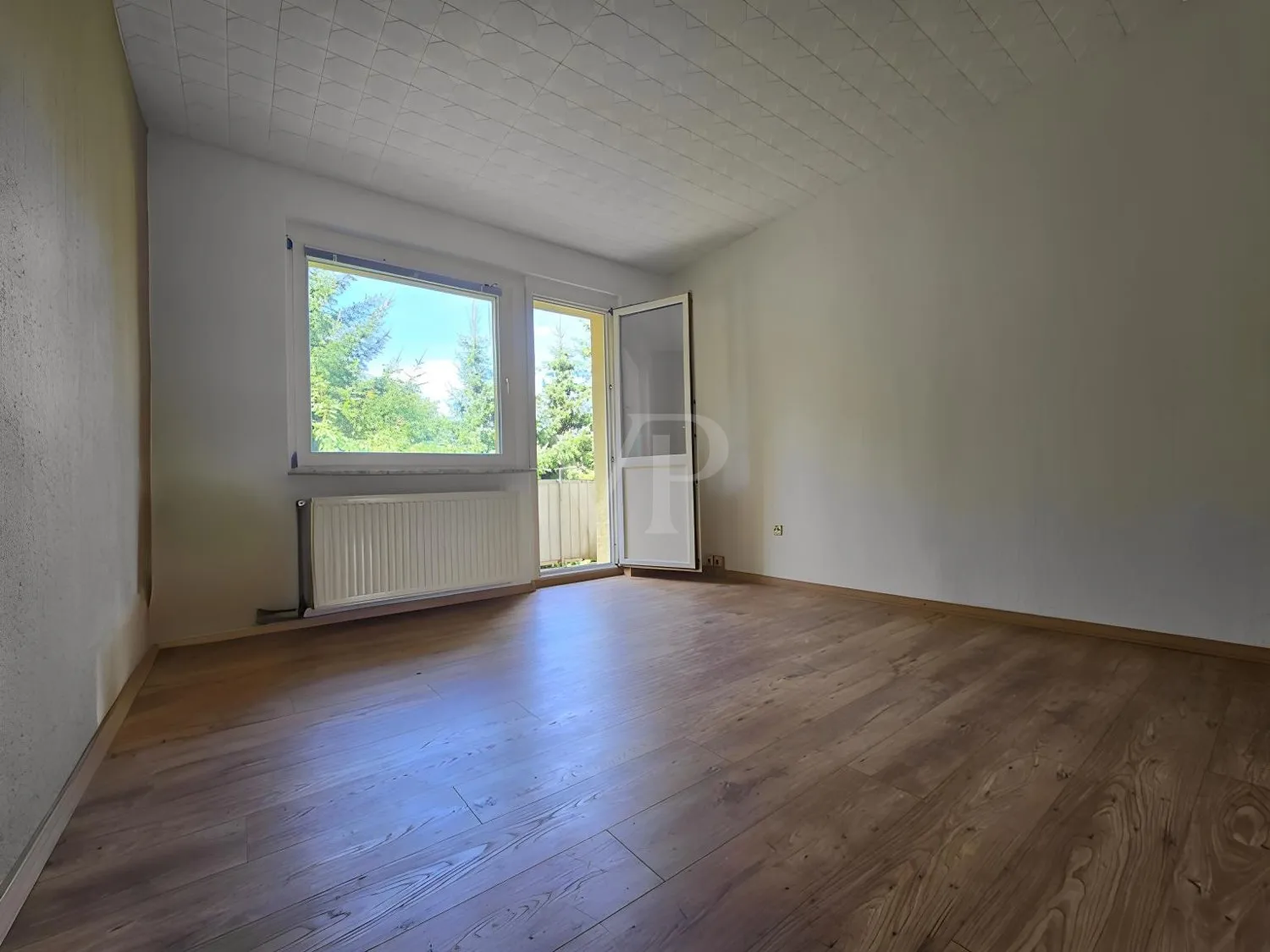 Zimmer 03 mit Austritt Balkon