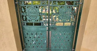 von_poll_real_estate_property_25461016_image_3