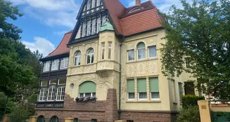 von_poll_real_estate_property_25461016_image_2