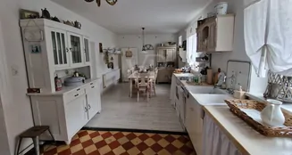 von_poll_real_estate_property_25461014_image_10