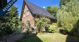 von_poll_real_estate_property_25461015_image_0