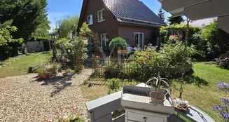 von_poll_real_estate_property_25461015_image_17