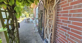 von_poll_real_estate_property_25461015_image_15