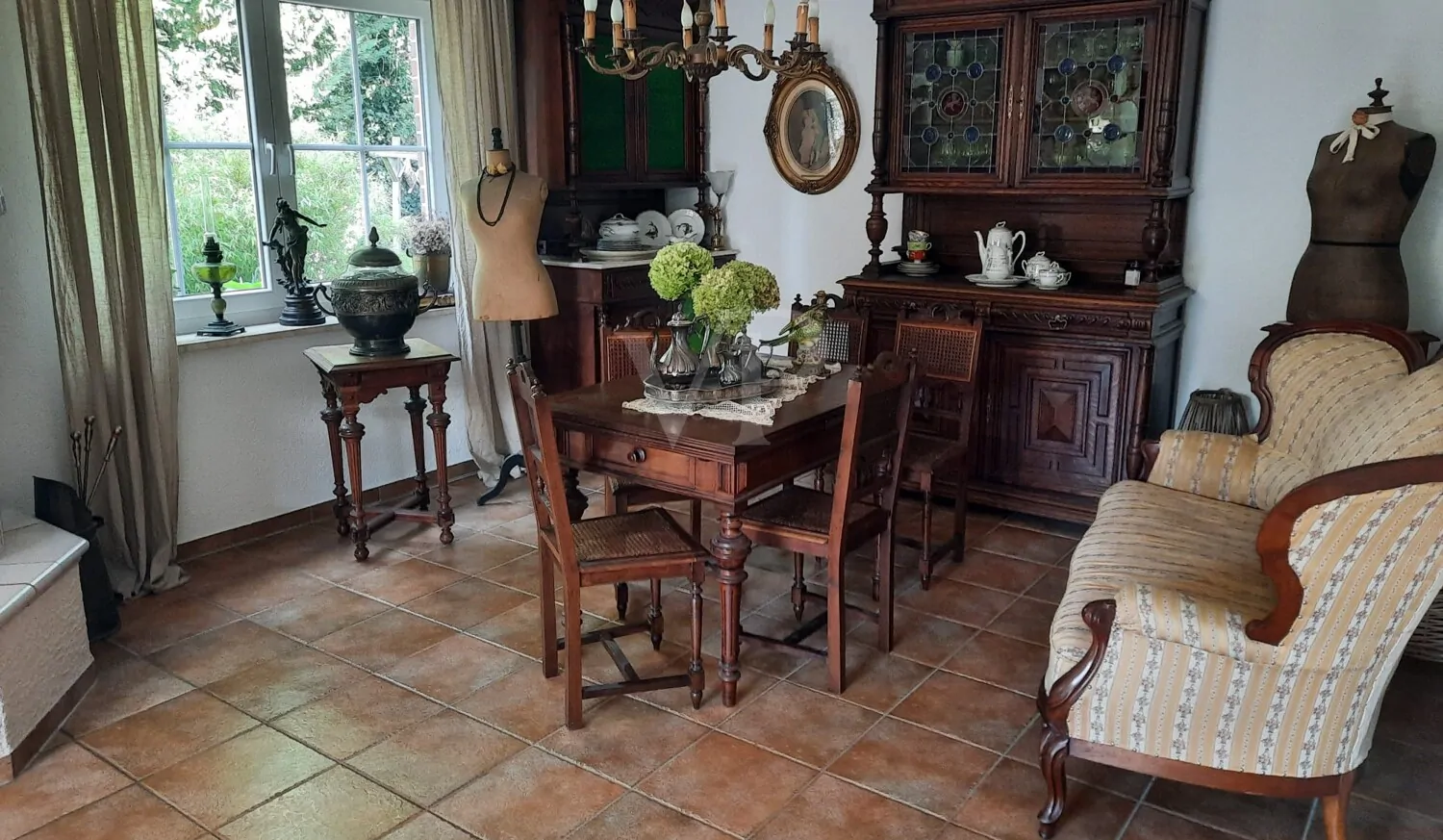 EG Wohnzimmerbereich Detail 01