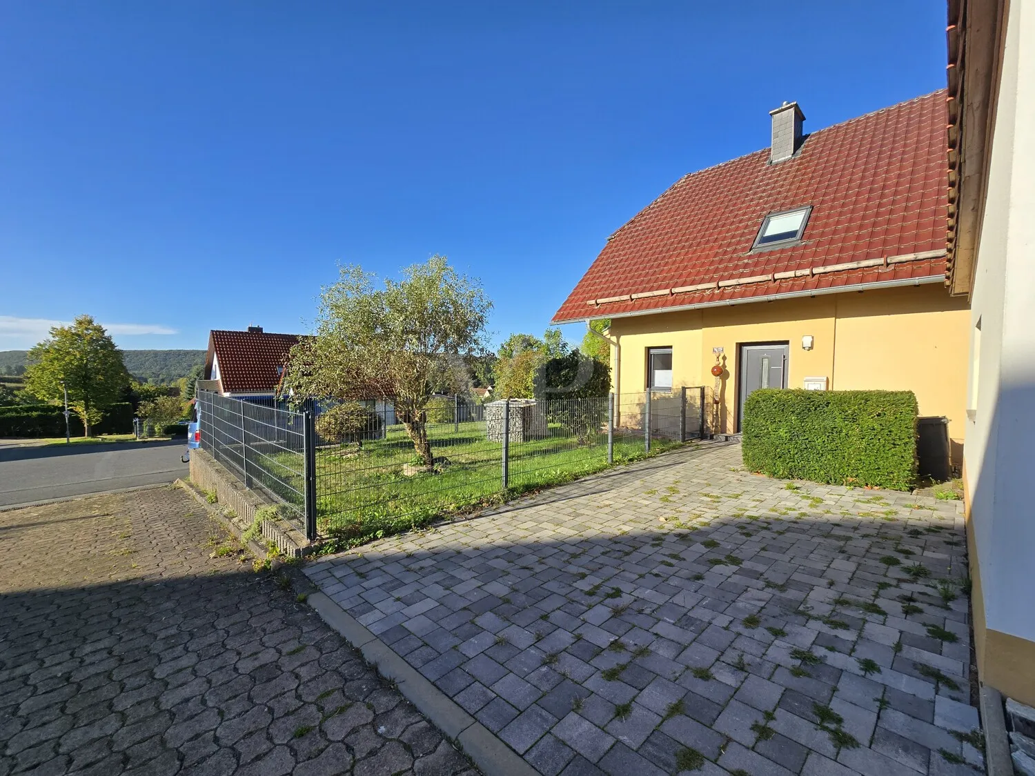 Ansicht Süden mit Zugang