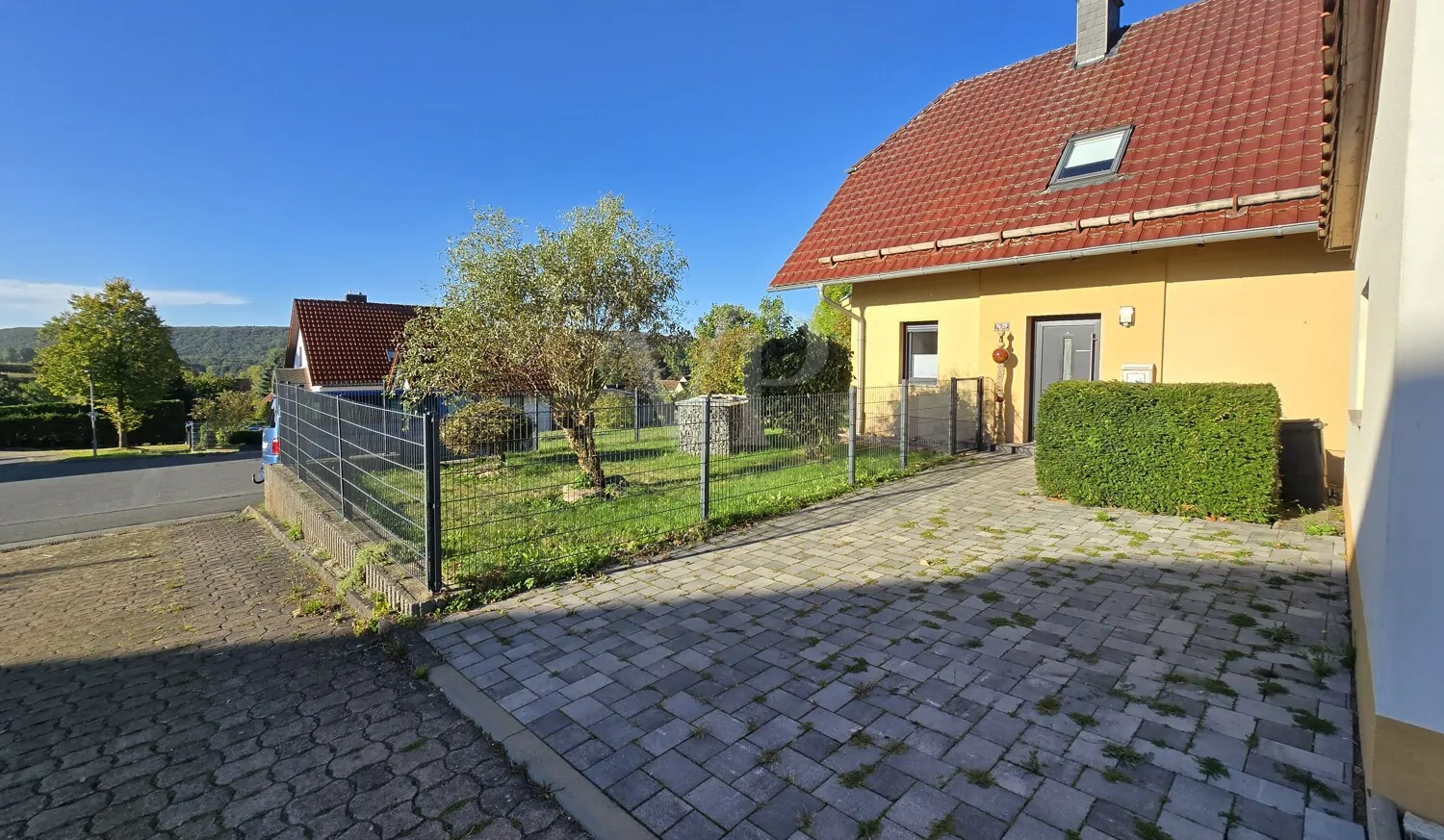 Ansicht Süden mit Zugang