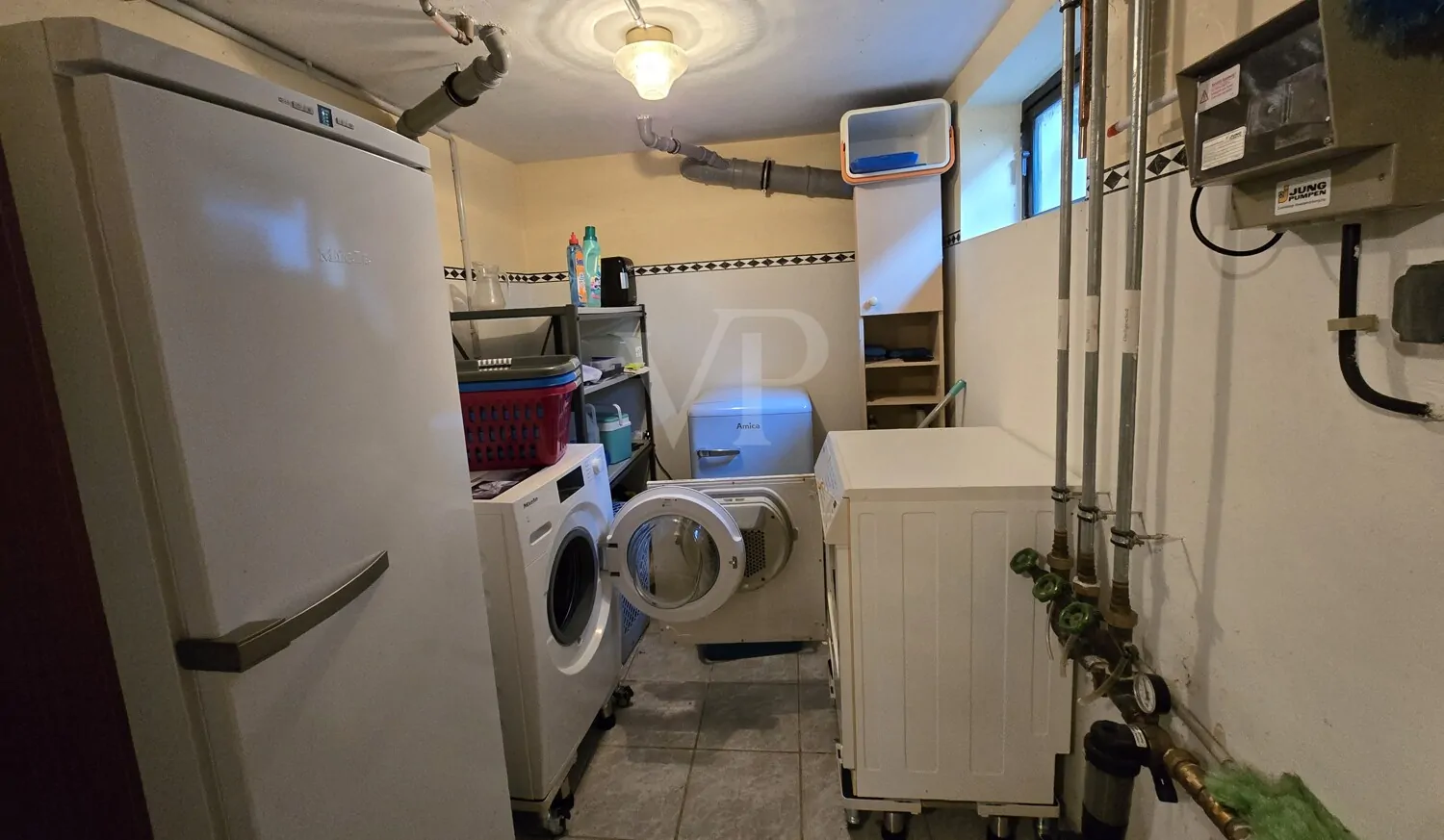 KG HWR mit Waschmaschine und Trockner