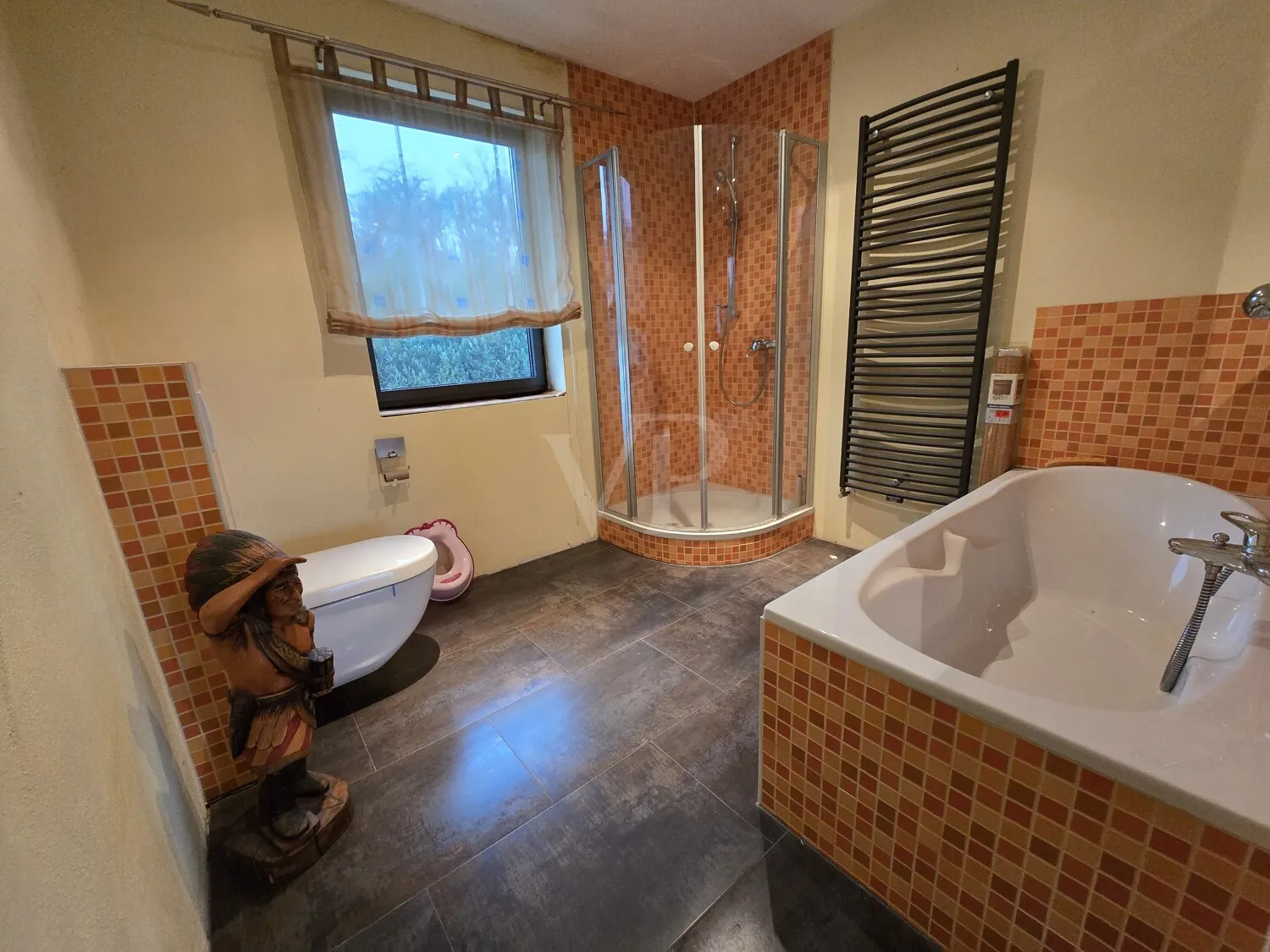 DG Badezimmer Kinder und Gäste Detail 02