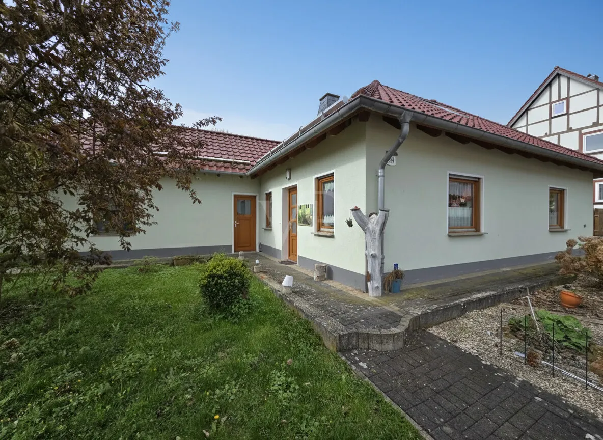 Ansicht Osten mit Hauseingangsbereich