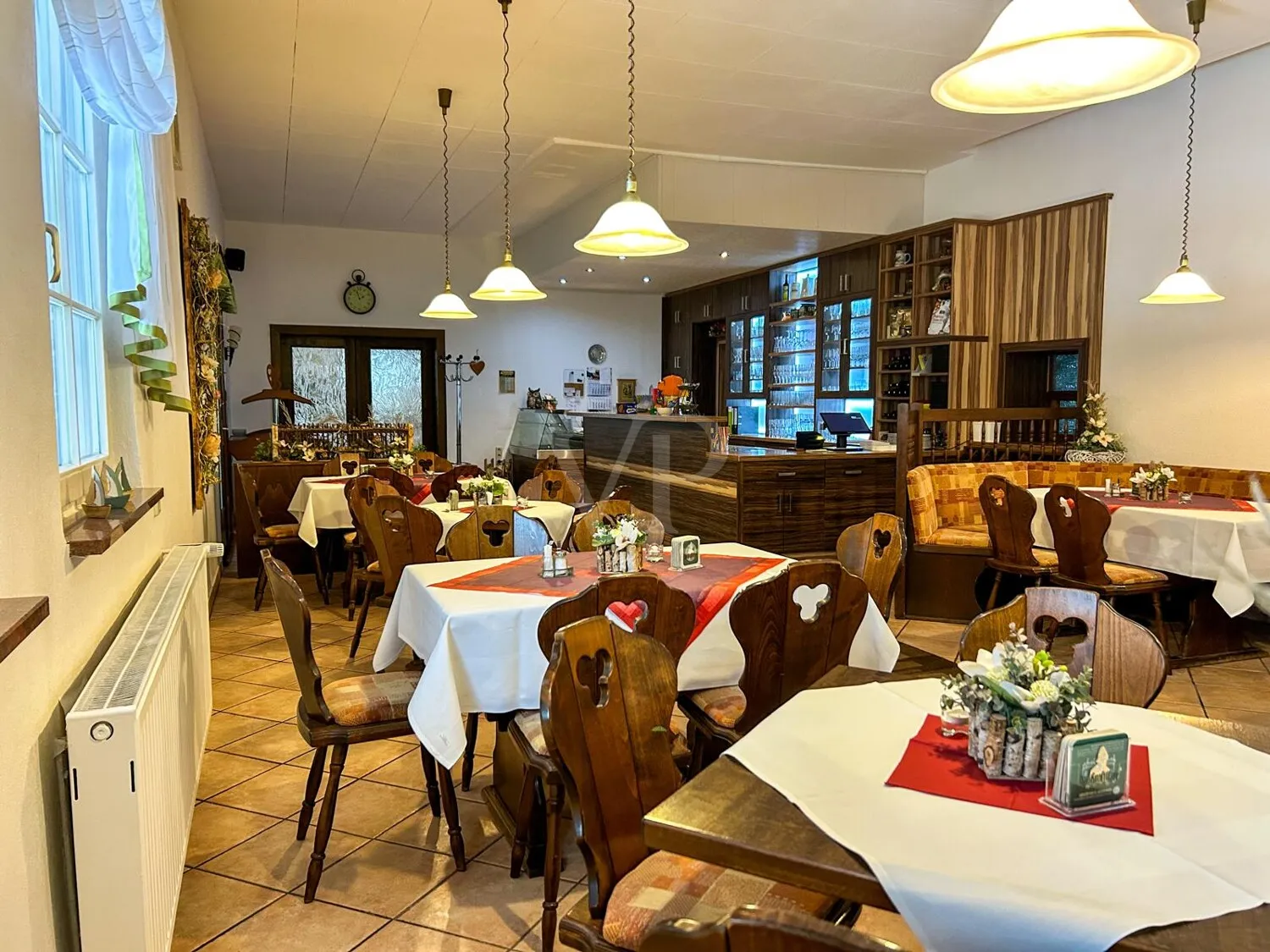 Gastraum Blick Barbereich